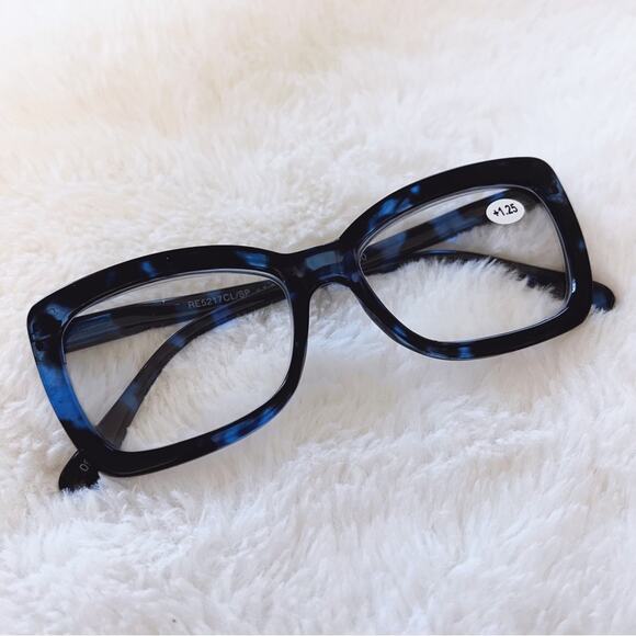 Leila Blue Cateye Oversized Reader Glasses - Picture 3 of 10